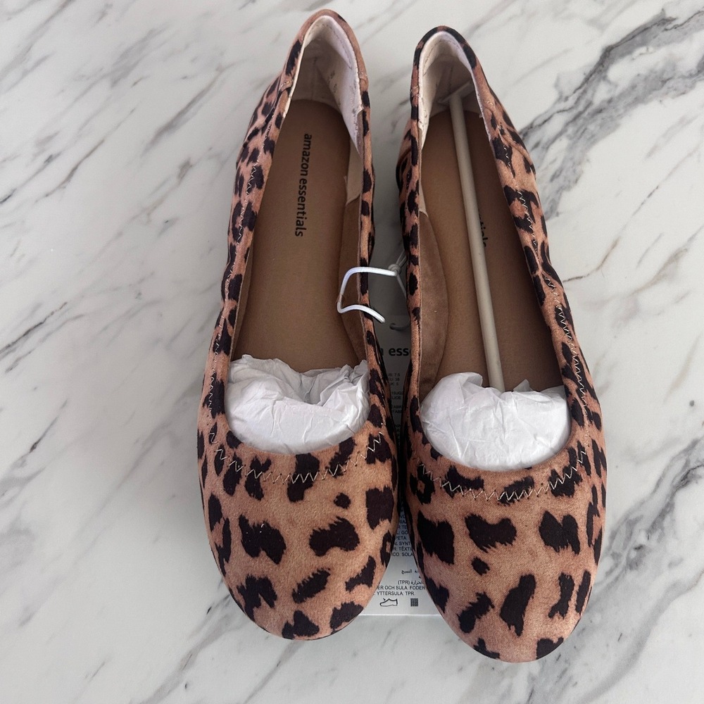 Amazon Essentials Belice Ballet Flat Women 7.5 Leopard Print Round Toe Shoes NEW